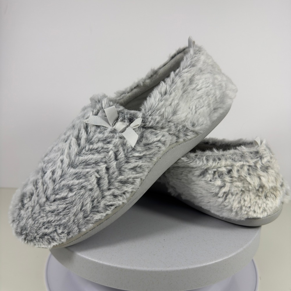 Longwear Collection Womens Slippers Faux Fur Cozy Indoor Comfort Gray US 7